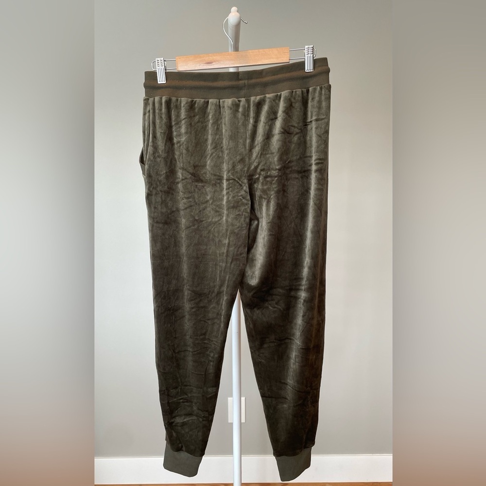 Felina Olive Velour Sweatsuit with Zip-Up Jacket and Jogger Pants - Size Medium - Picture 9 of 9